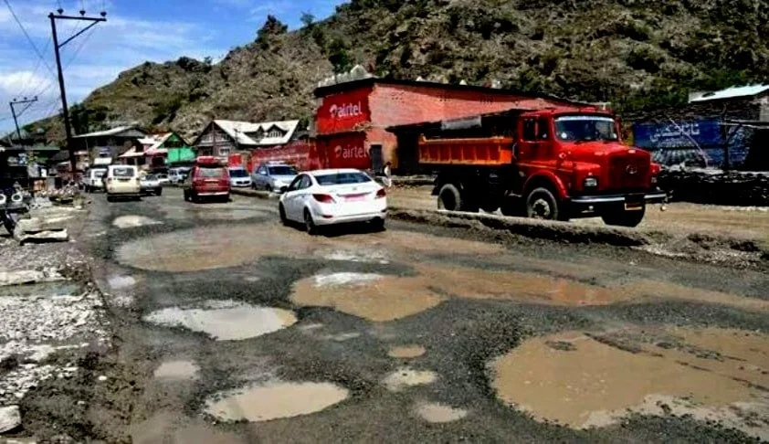 Bombay High Court Revives PIL on Potholes and Poor Road Conditions