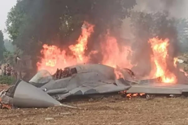 MiG-29 Fighter Jet Crashes Near Agra During Routine Training Exercise, No Casualties Reported