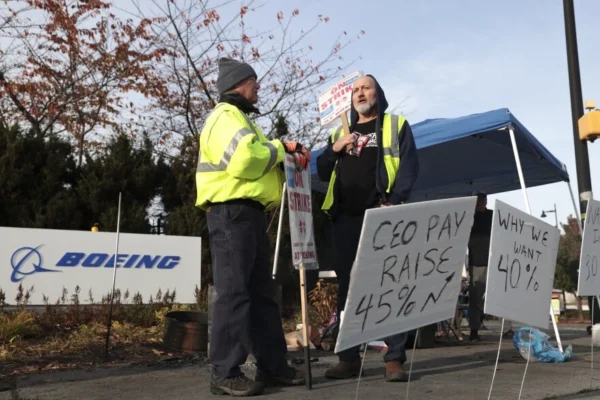 Boeing Union Workers Vote to Accept New Contract, End 7- Weeks of Strike