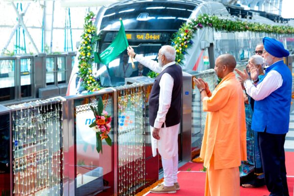 Delhi-Meerut RRTS Corridor Expansion: Prime Minister Inaugurates Critical Delhi Section, Revolutionizing Regional Transit PM Modi Inaugurates Delhi-Ghaziabad-Meerut RRTS Corridor, Flags Off RapidX 'NaMo Bharat' Train