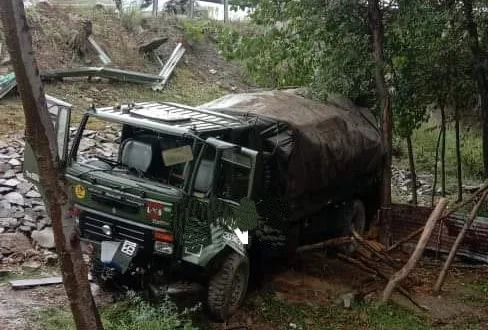 Tragic Army Vehicle Accident in Bandipora: Three Soldiers Lost, Three Injured in Treacherous Weather Conditions Army